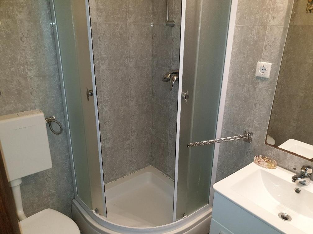Summertime Apartmani Povljana Zewnętrze zdjęcie