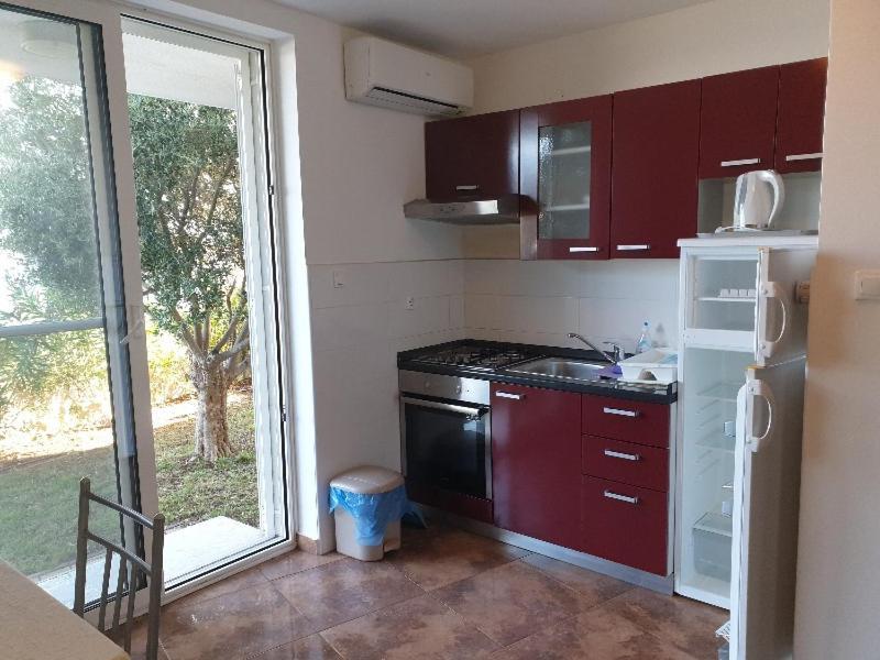 Summertime Apartmani Povljana Zewnętrze zdjęcie